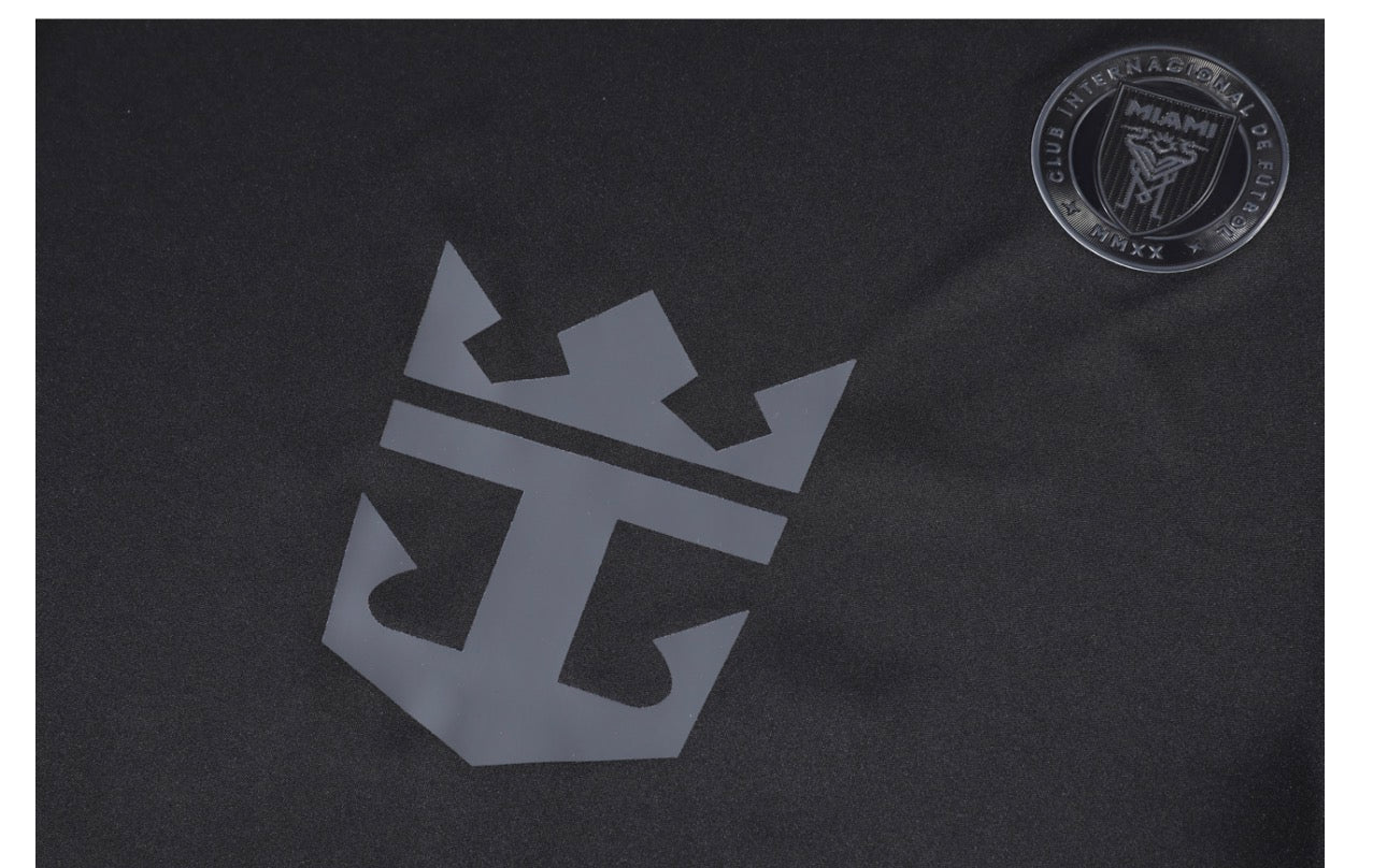 Football Jersey Inter Miami Black on Black Messi number#10 2025-2026 ( A grade high quality shirt & shorts / Lionel / soccer )