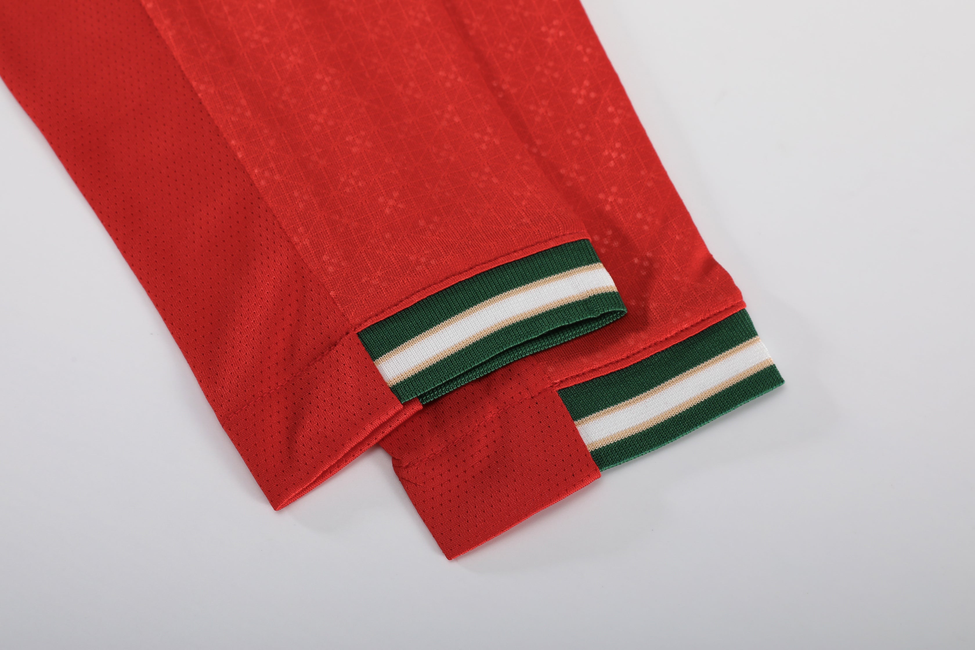 Football Jersey Long sleeve Portugal home Ronaldo 25/27( A GRADE QUALITY / Harmony day / country jersey & shorts / European championship )