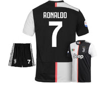 football Jersey Juventus home Ronaldo number#7 set ( Juva jersey / soccer set / football  sets / club kit / soccer kit / football kit / Ronaldo set)