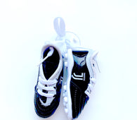 mini shoes Juventus ( juva boots / mini boots / hanging car shoes / car shoes / hanging car boots / gift / team shoes / little shoes / little boots)