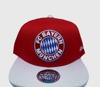 snapback Bayern Munich (   Bayern hat / Bayern cap / Bayern Munich cap / Bayern Munich hat / harmony day)