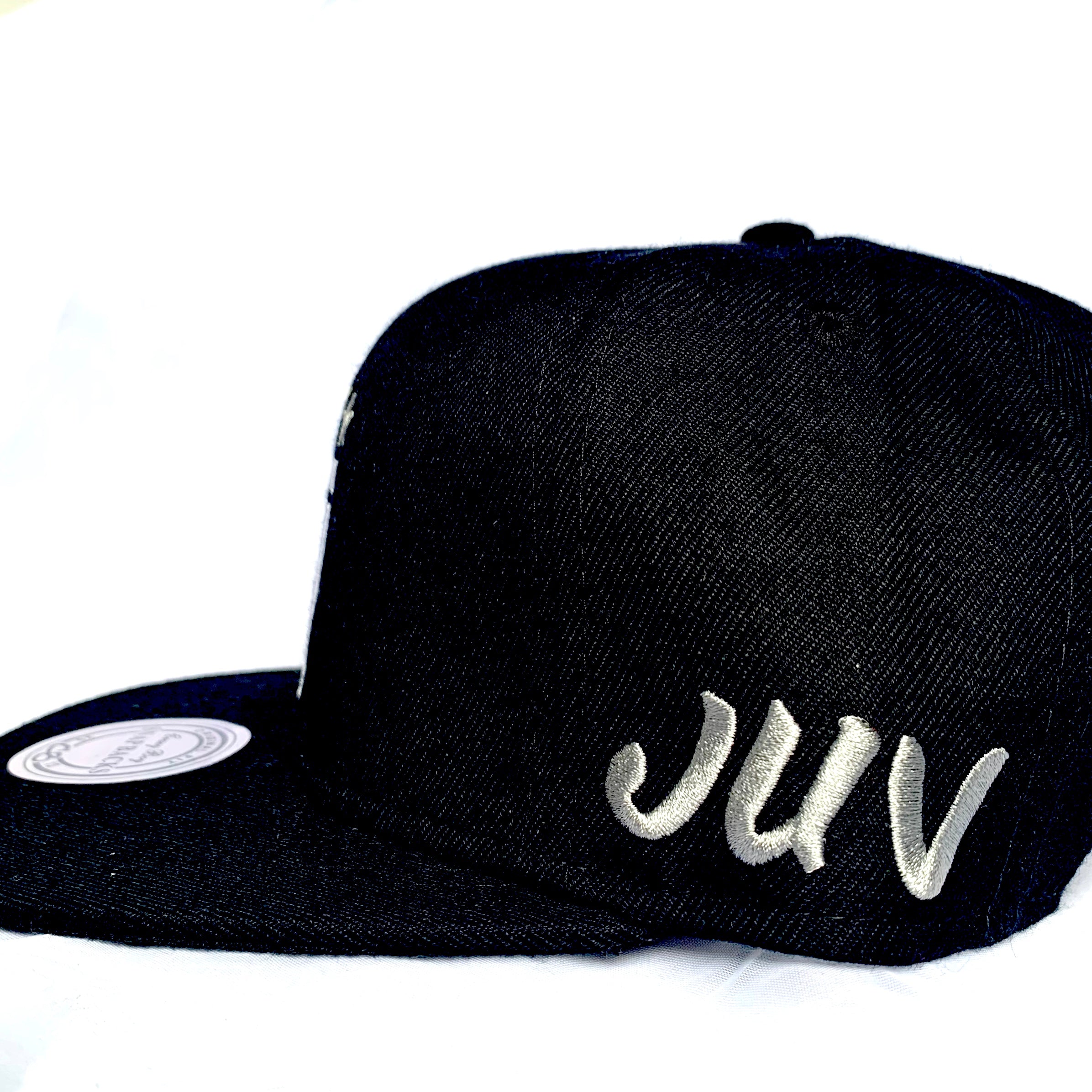 snapback Juventus cap ( Juventus cap / Juva hat / Juva cap / team cap / club hat / Ronaldo cap )